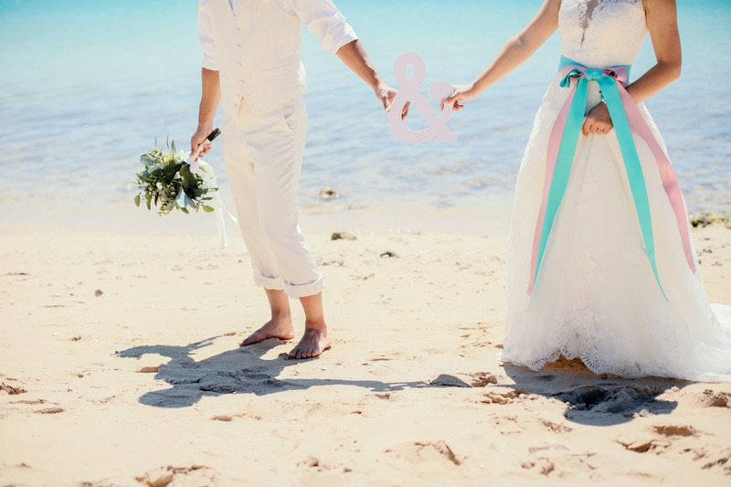 ハワイ婚,ハワイ結婚式,ハワイウェディングのステップ,サッシュベルト,ウェディングドレス,アパナミサブログ